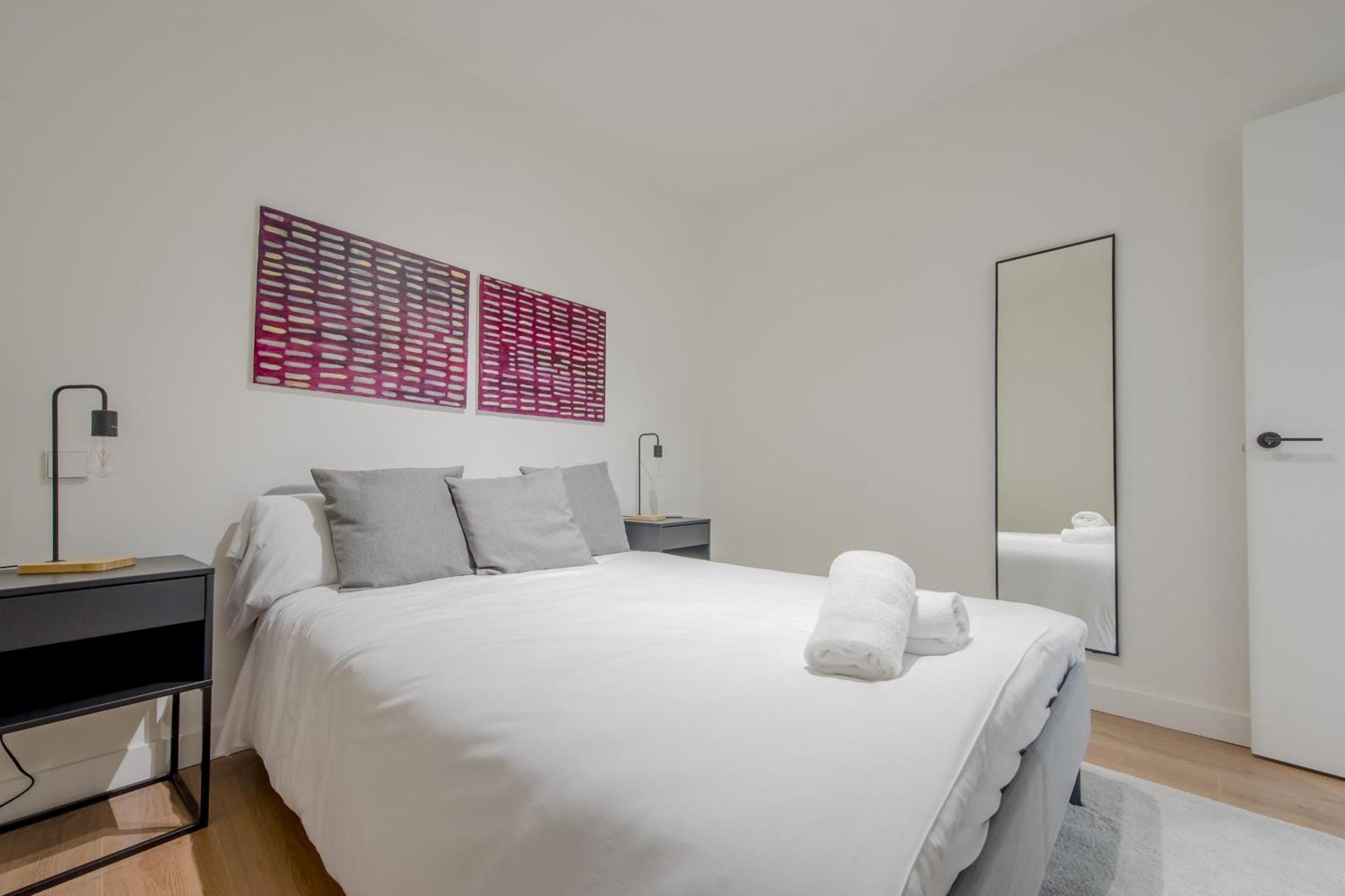 Cozy Apt Para 6Pax A Escasos Metros Del Retiro - Madrid E1 Luaran gambar