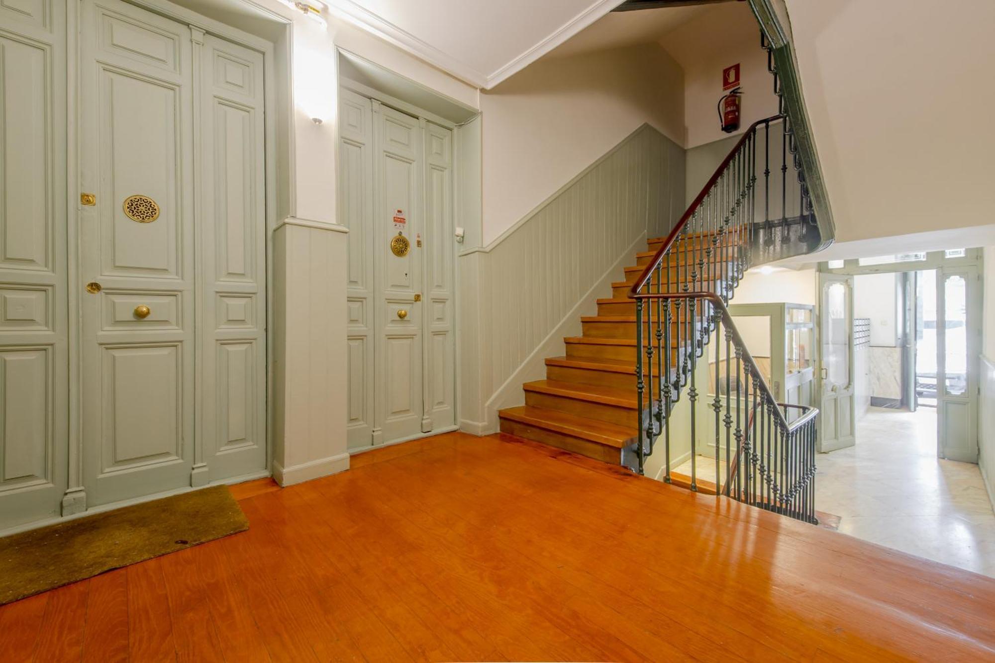 Cozy Apt Para 6Pax A Escasos Metros Del Retiro - Madrid E1 Luaran gambar