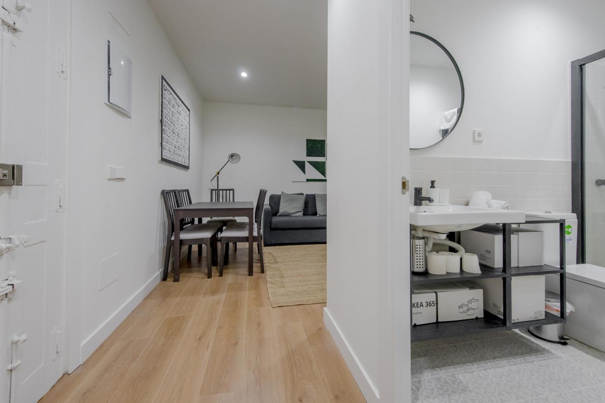 Cozy Apt Para 6Pax A Escasos Metros Del Retiro - Madrid E1 Luaran gambar